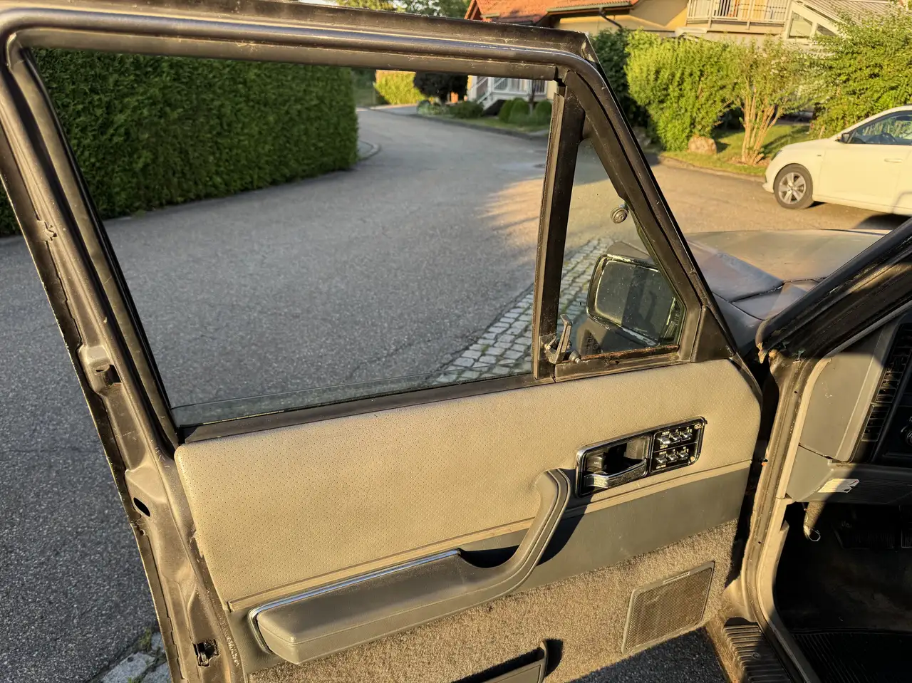 Jeep Cherokee 4.0 Limited XJ, Orig. - Oldtimer mit neuem TÜV, foto 7