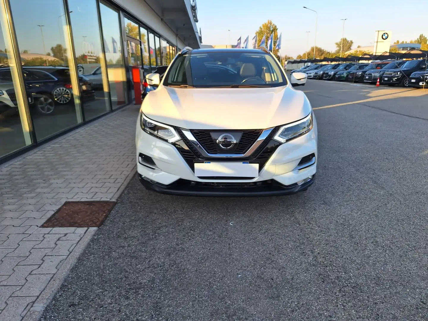Nissan Qashqai Qashqai 1.2 DIG-T Tekna+ AUT. Bianco - 2