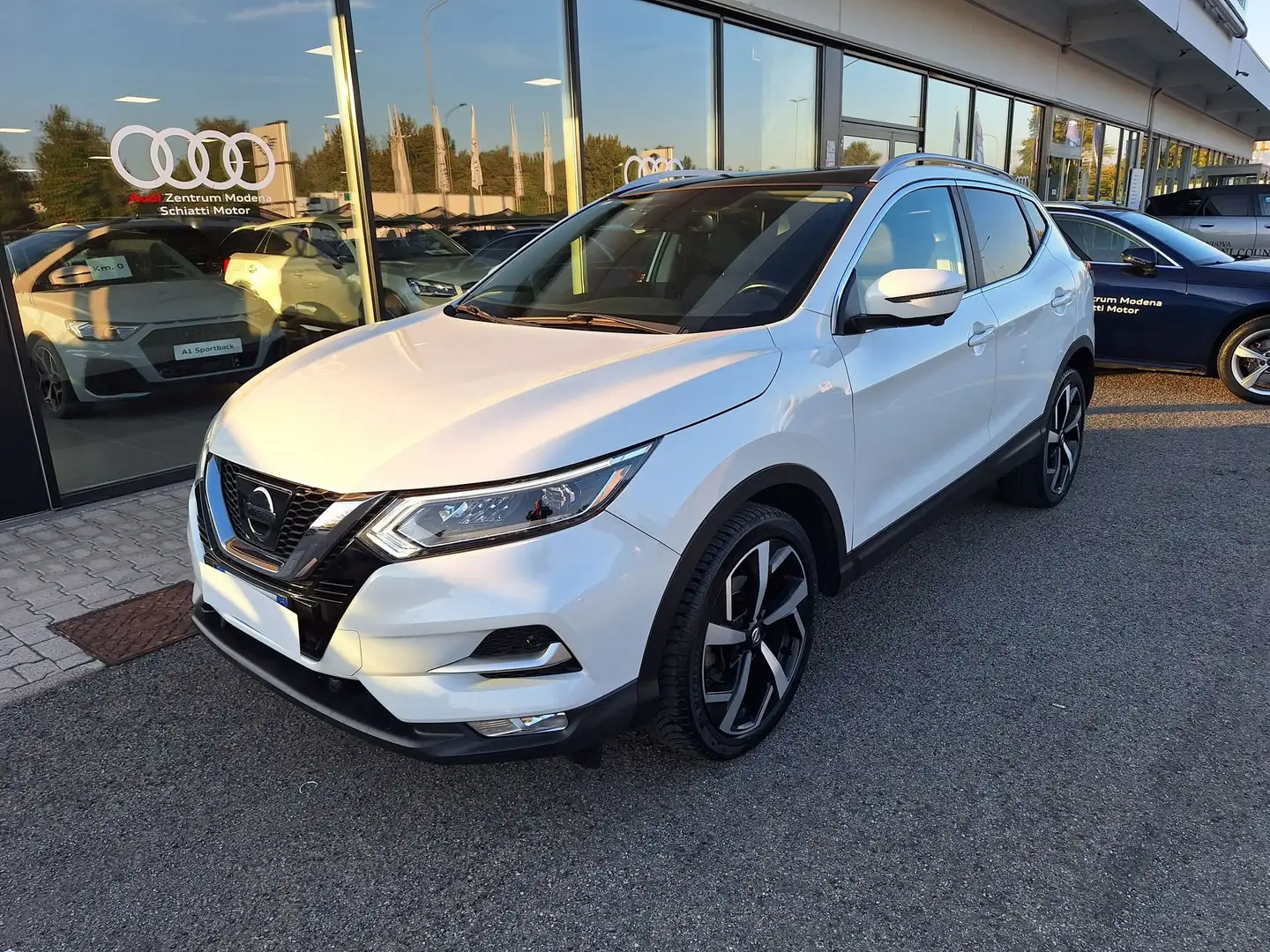 Nissan Qashqai Qashqai 1.2 DIG-T Tekna+ AUT. Bianco - 1