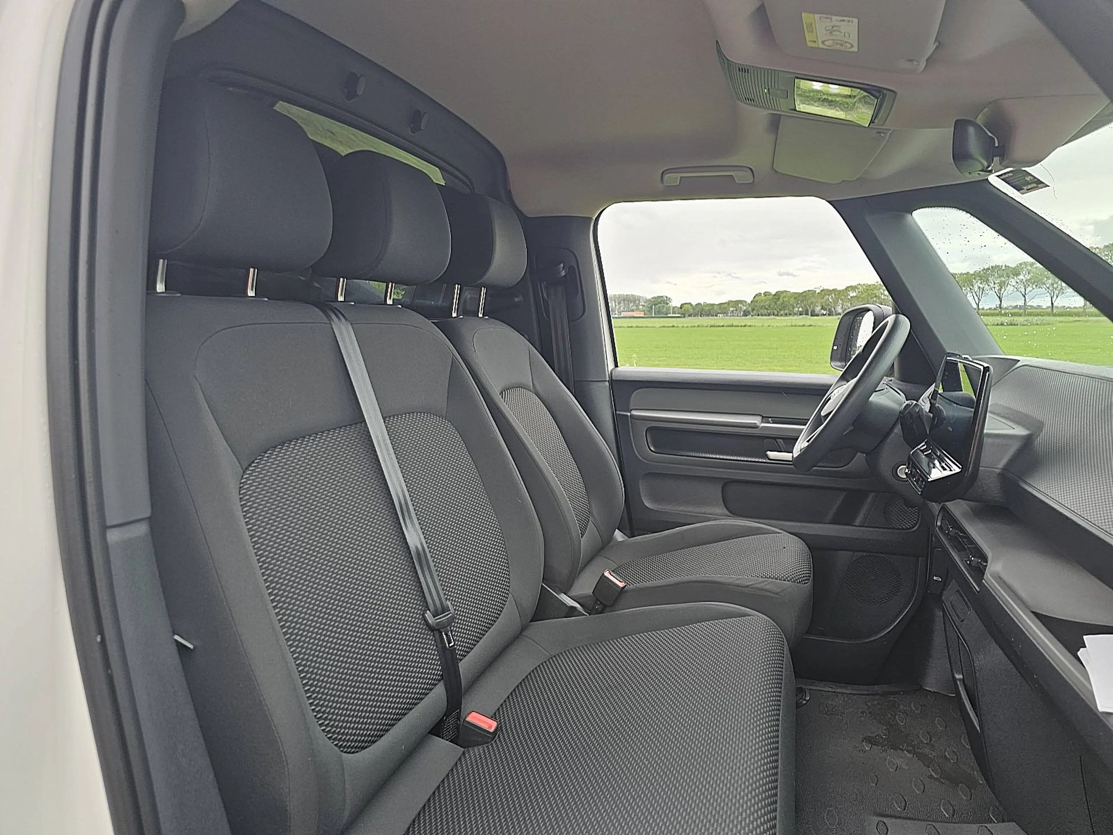 Volkswagen ID. Buzz Cargo ID.BUZZ wltp 424 kms — photo 7