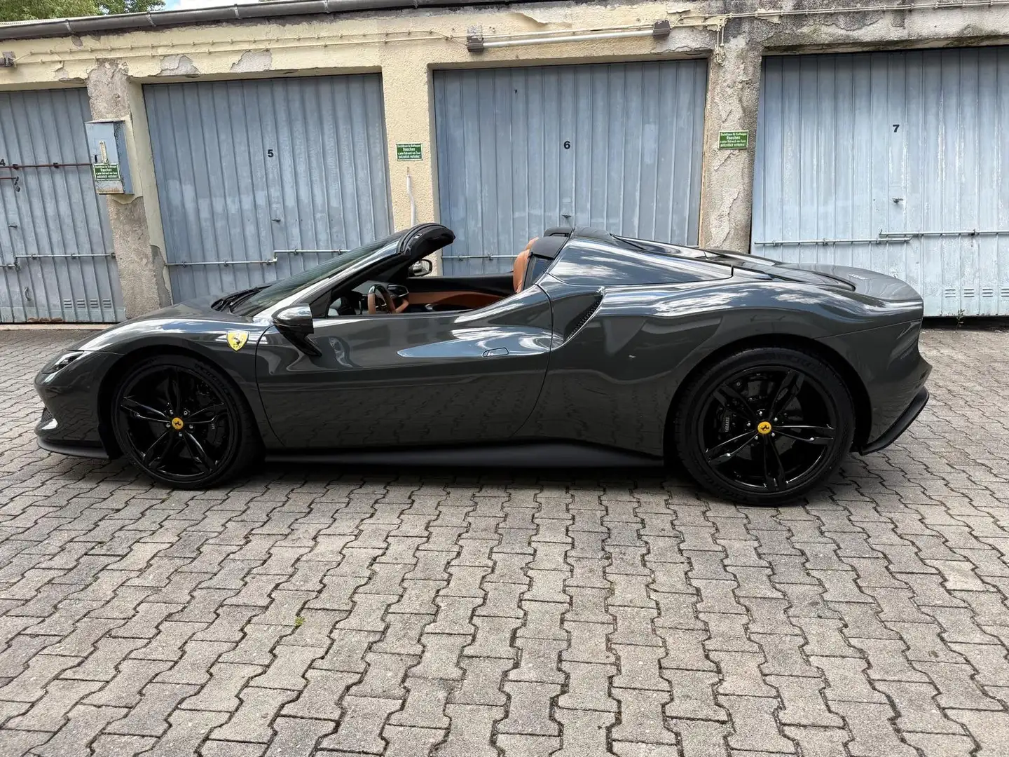Ferrari 296 GTS Grigio - 1