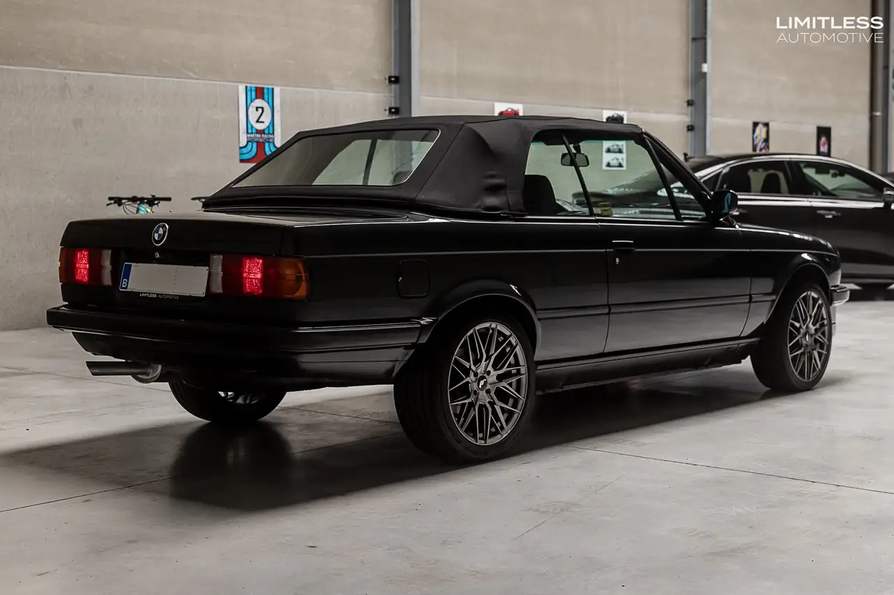 BMW 320 i Cabrio | E30 / Manueel, foto 3