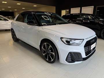 A1 SPB 30 1.0 tfsi Identity Black 116cv s-tronic