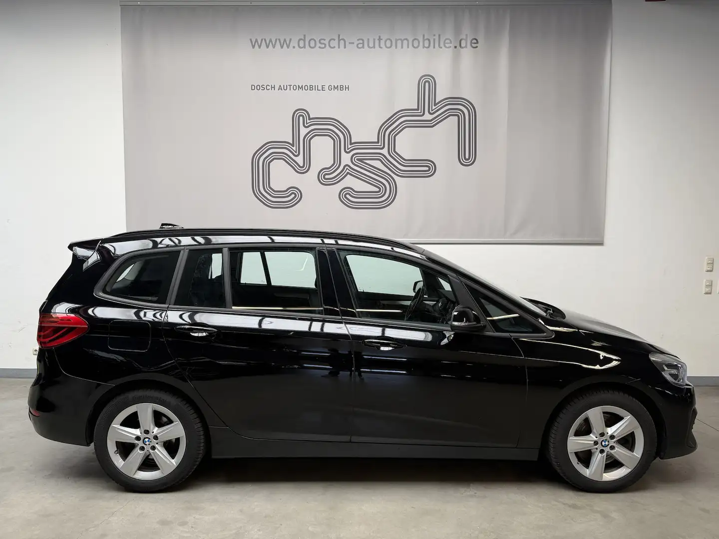 BMW 218 dA /HARMAN-KARDON/AHK/NAVI/ Schwarz - 2