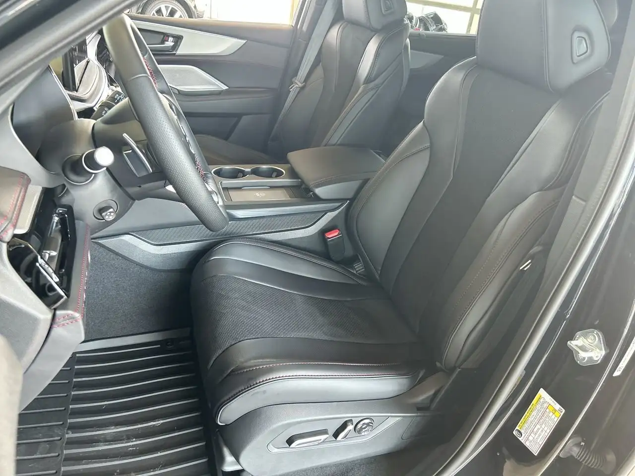 Acura MDX снимка Acura MDX