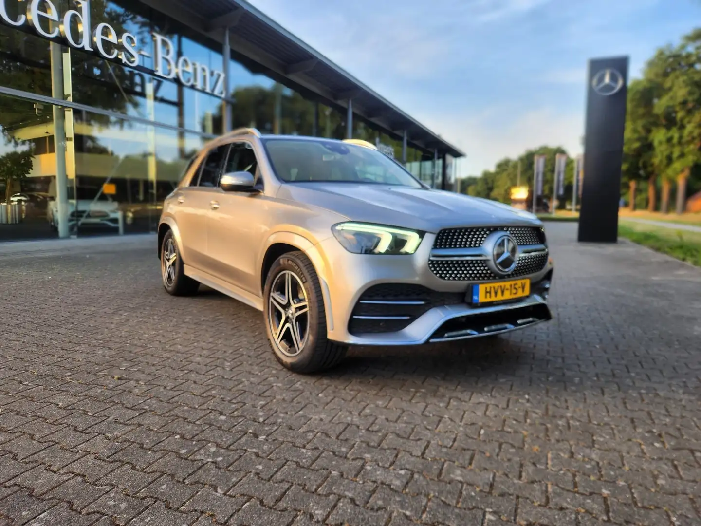 Mercedes-Benz GLE 450 AMG-Performance Primium. + 7p Zilver - 1