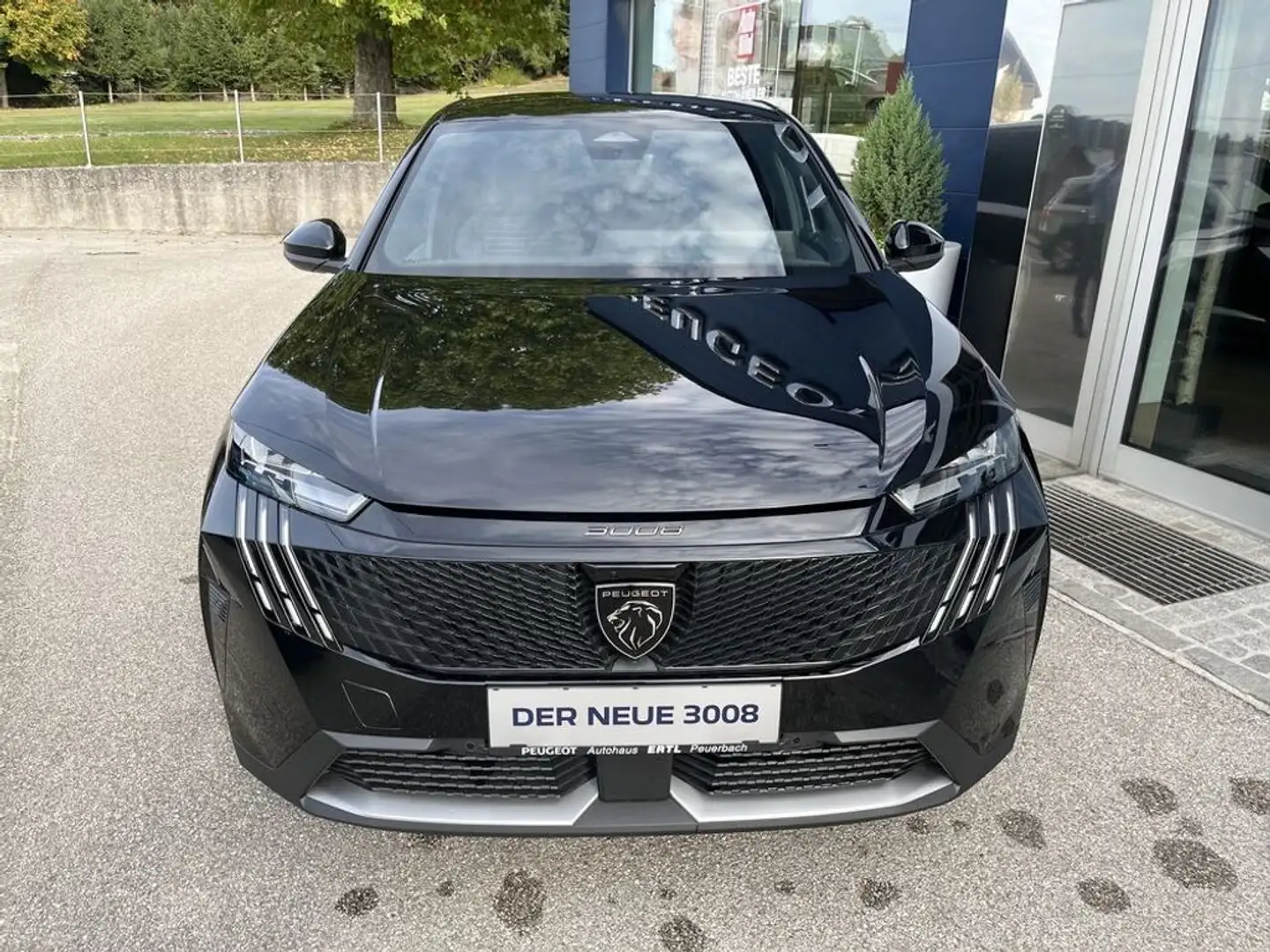 Peugeot 3008 Hybrid 145 Allure Abstandtempomat NAVI SHZ Schwarz - 2