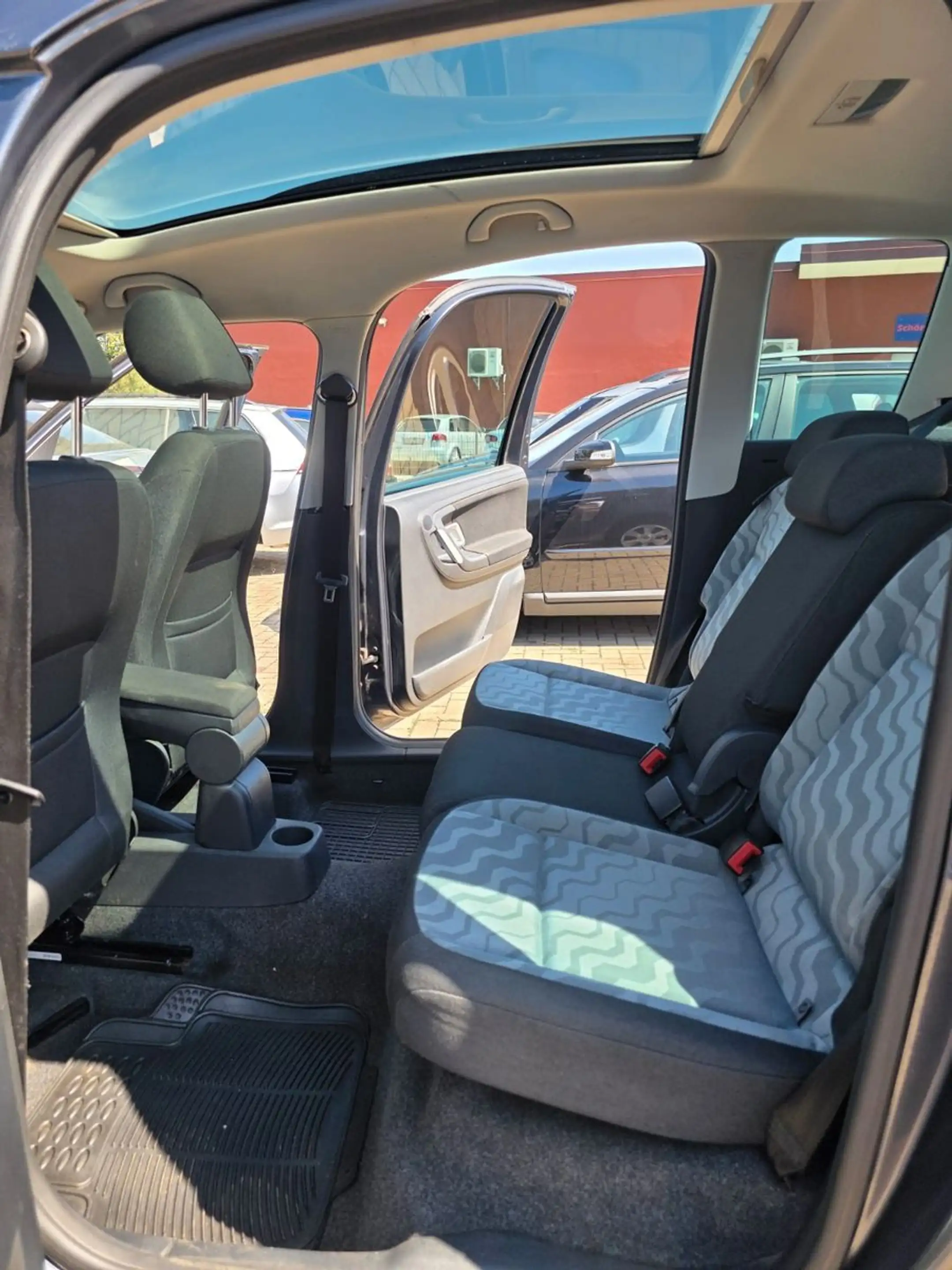 Skoda Roomster Style /Zahnriemen neu/Panorama/Shz/Efh — photo 14