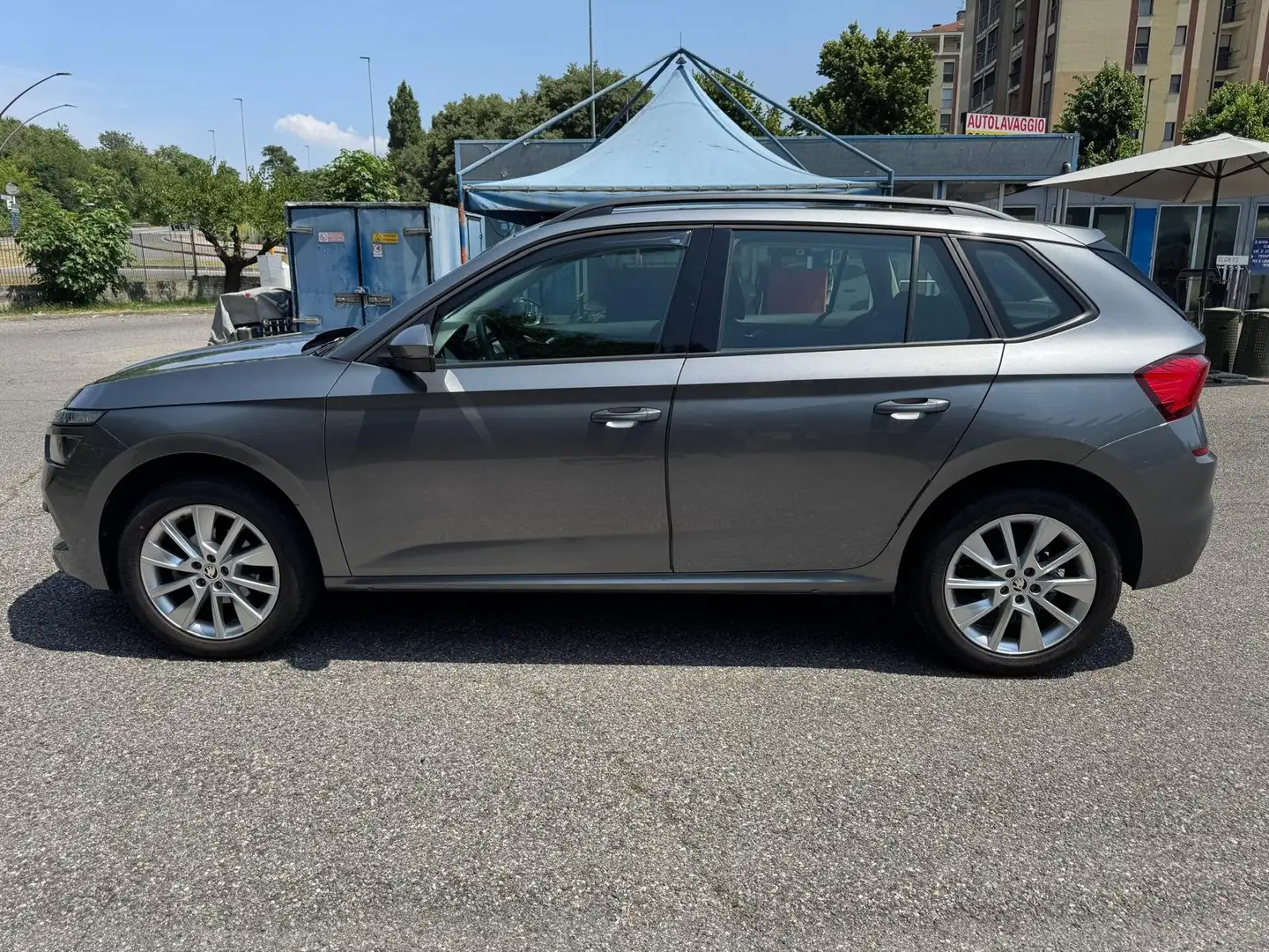 Skoda Kamiq 1.0 Tsi Style 110cv Cambio Aut. Dsg Argento - 1