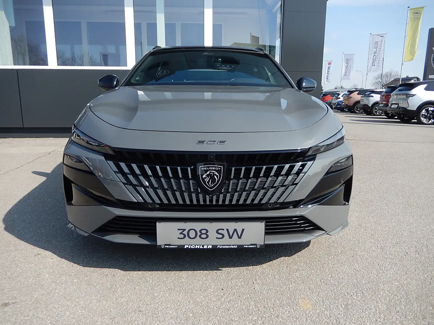 Peugeot 308 SW Hybrid 145 e-DSC6 GT Grau - 2