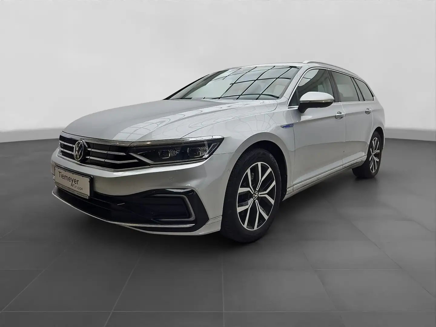 Volkswagen Passat Variant GTE LEDER PANO IQ.LIGHT AHK KAMER Plateado - 2