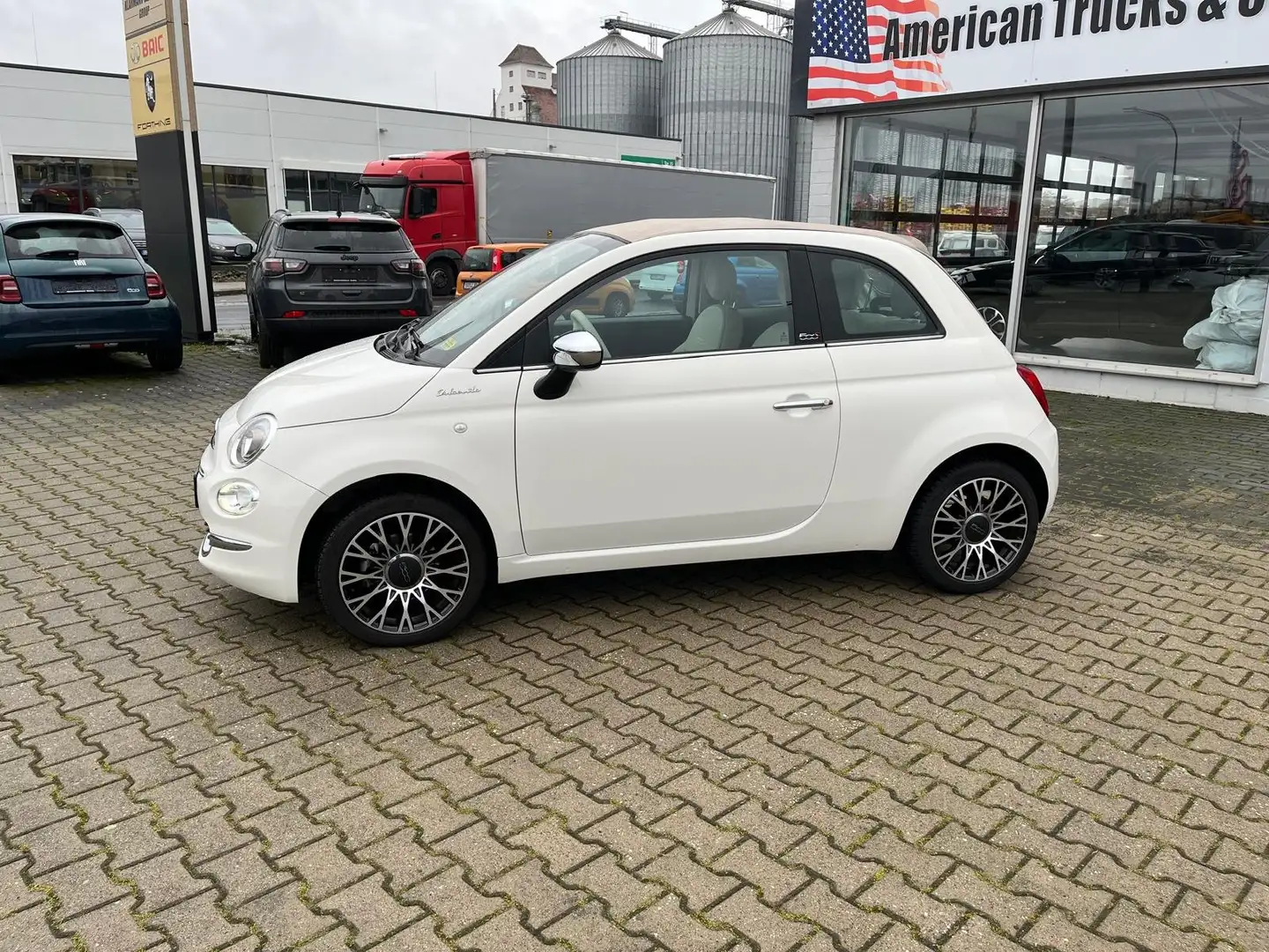 Fiat 500C Hybrid Dolce Vita /Apple Car Play /Interieurpaket Weiß - 1