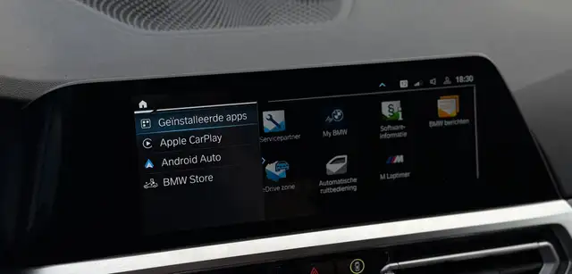 BMW 3 Series view 16