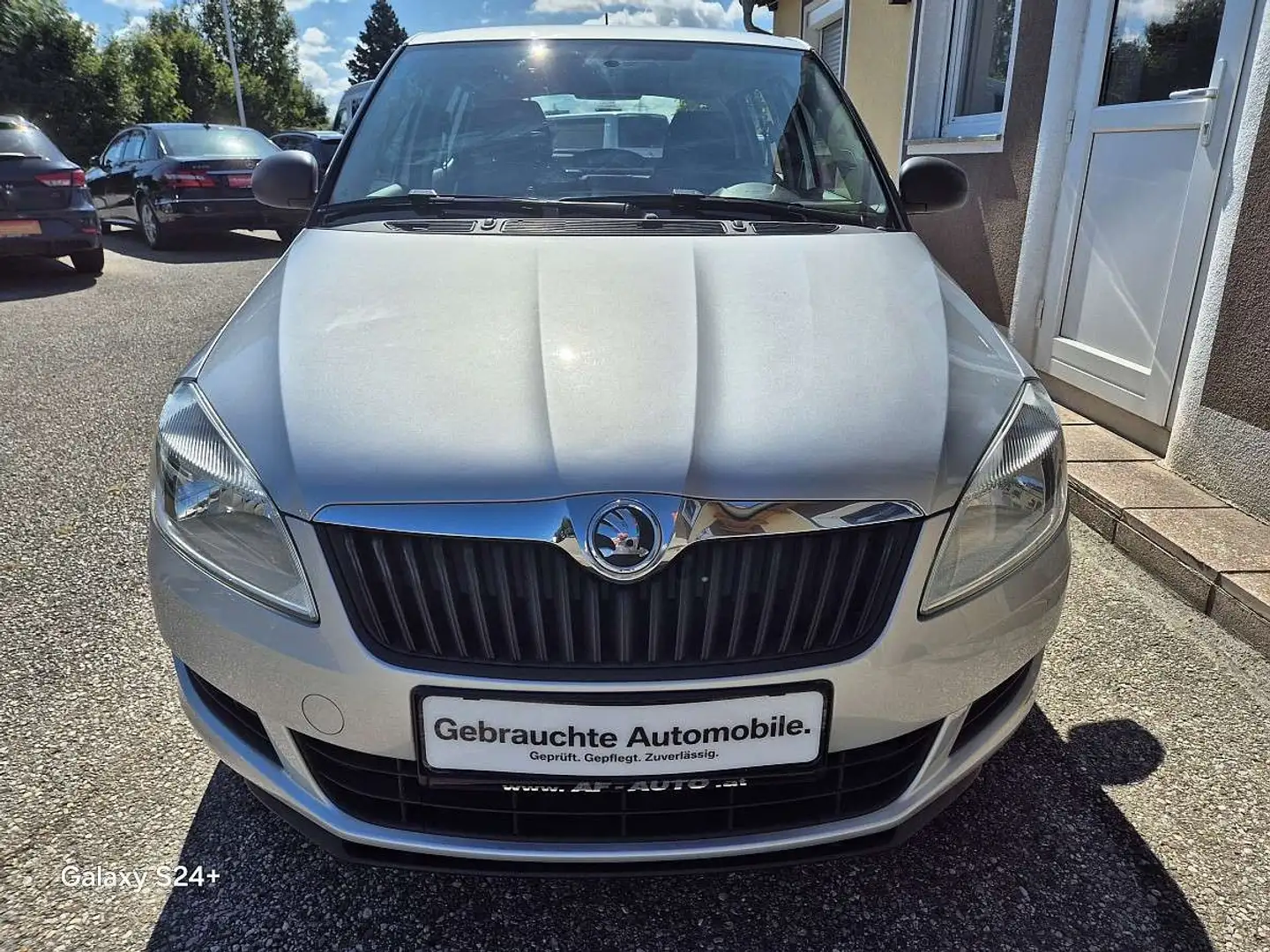 Skoda Fabia Active 1,2 Silber - 2