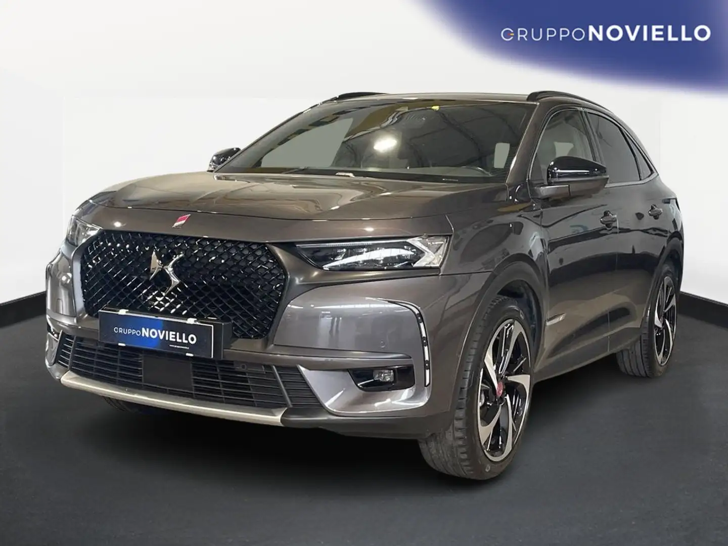 DS Automobiles DS 7 Crossback DS 7 Crossback BlueHDi 130 aut. Performance Line Gris - 1
