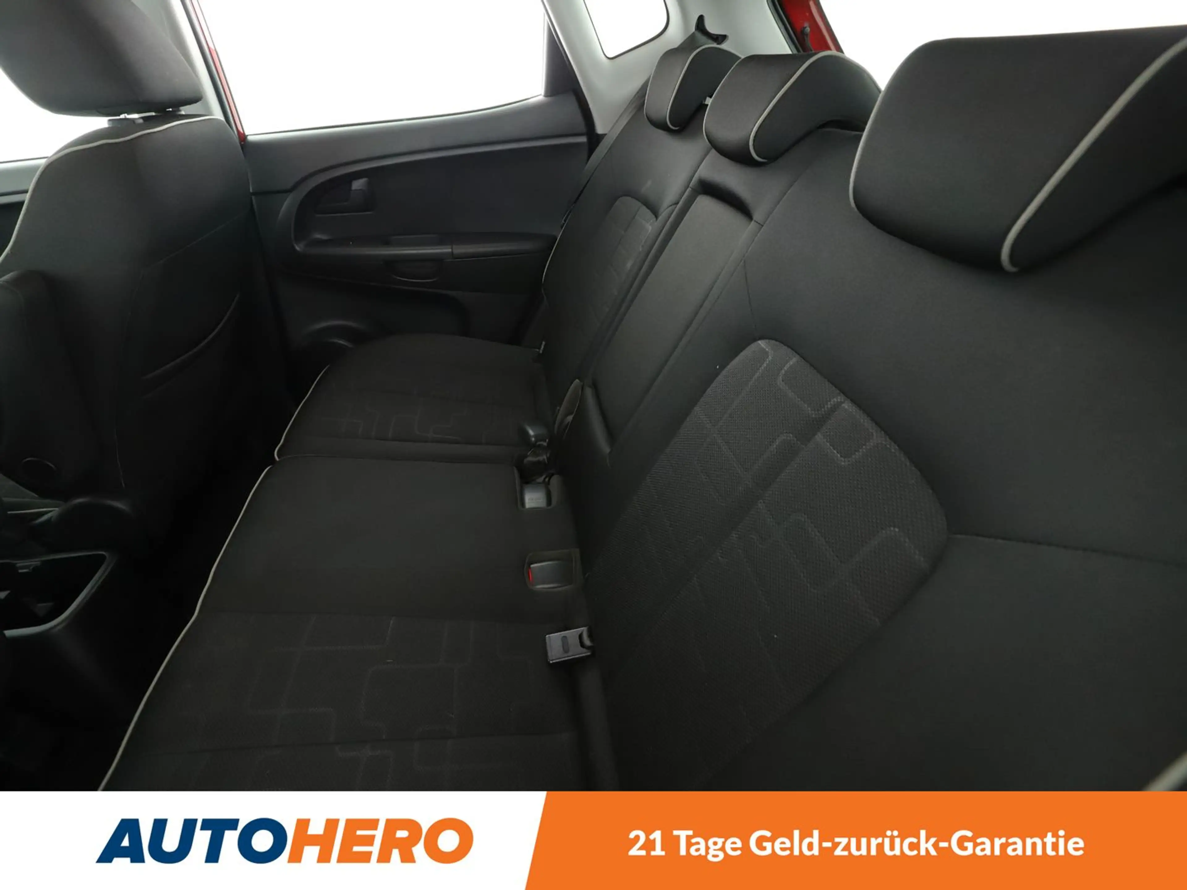 Kia Venga 1.6 UEFA Euro 2016*NAVI*PDC*SHZ*KLIMA* — photo 14