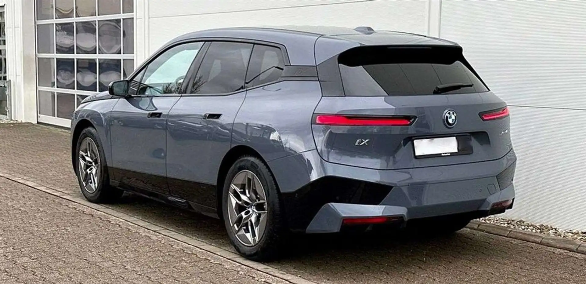 BMW iX xDrive 40 Azul - 2
