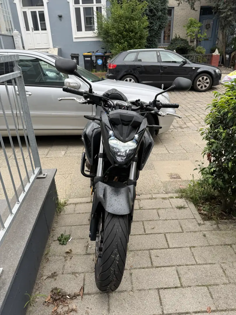 Honda CB 500 Fekete - 2