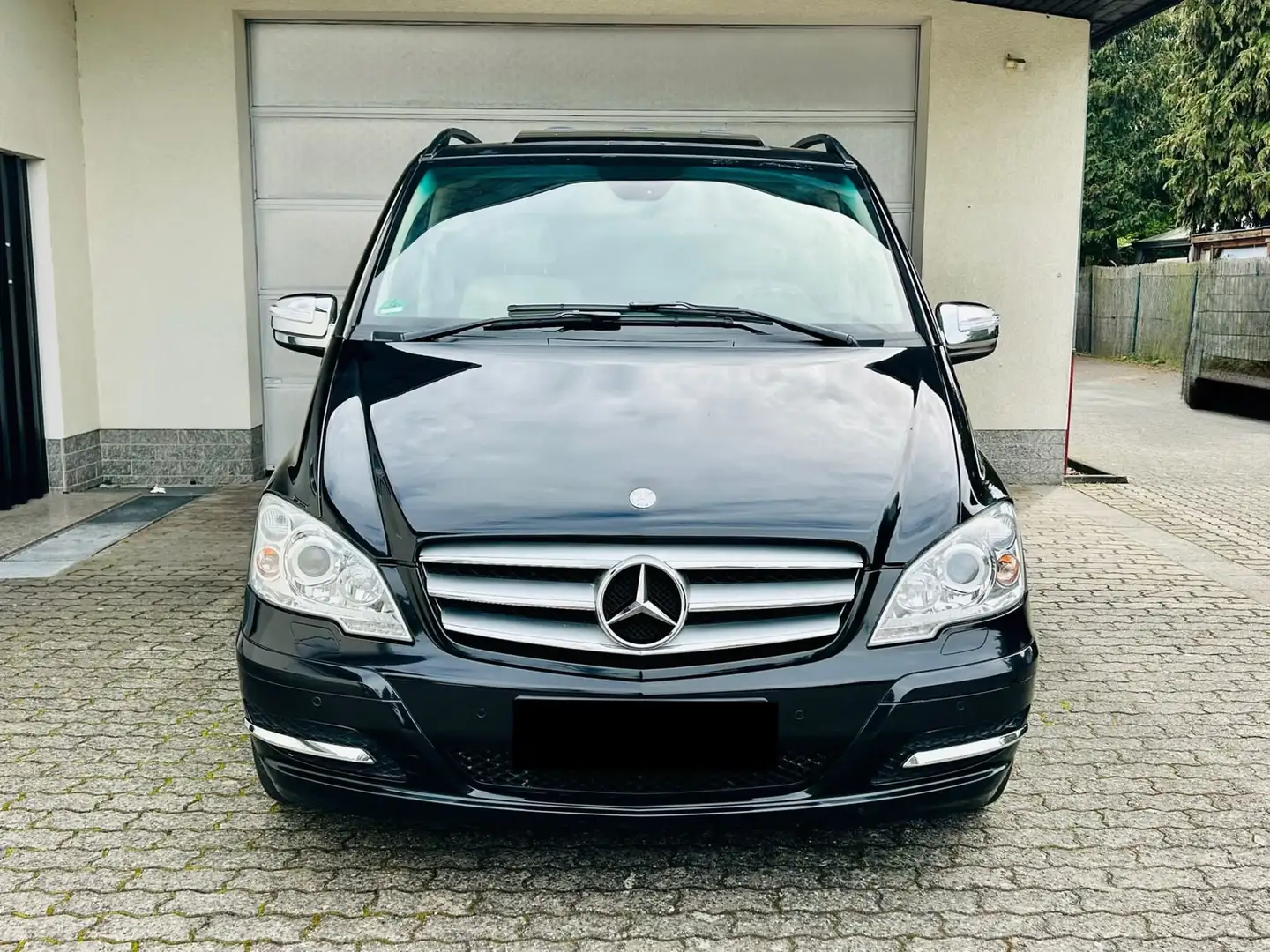 Mercedes-Benz Viano Edition 125 VIP-LOUNGE V6 Fekete - 2