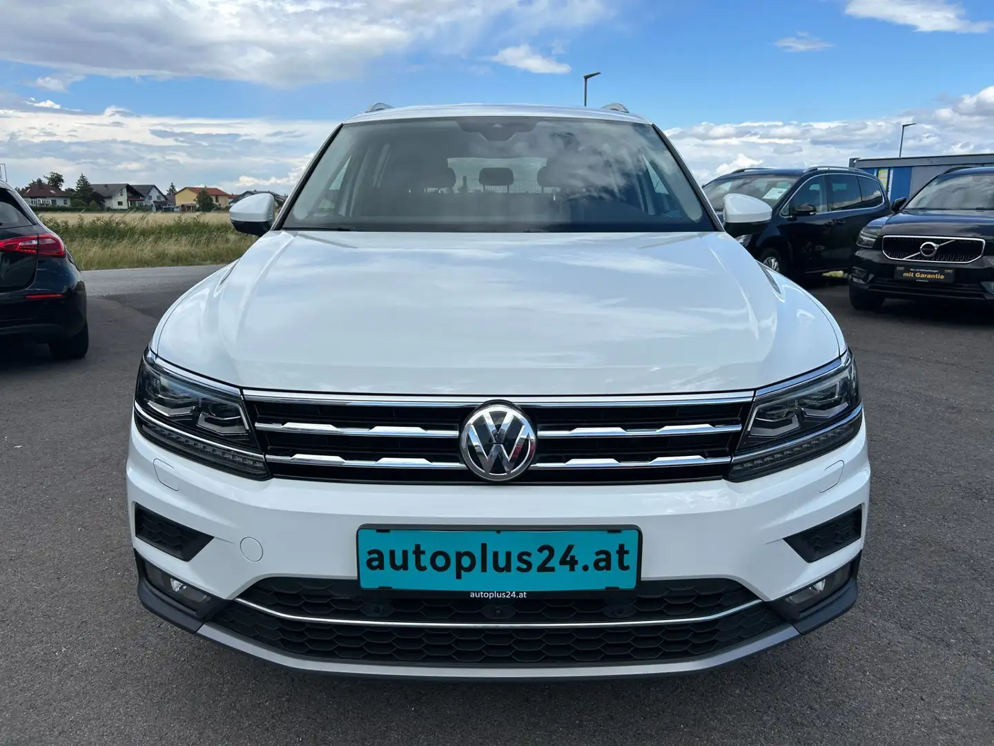 Volkswagen Tiguan Allspace 2,0 TDI SCR 4Motion Highline DSG Weiß - 2