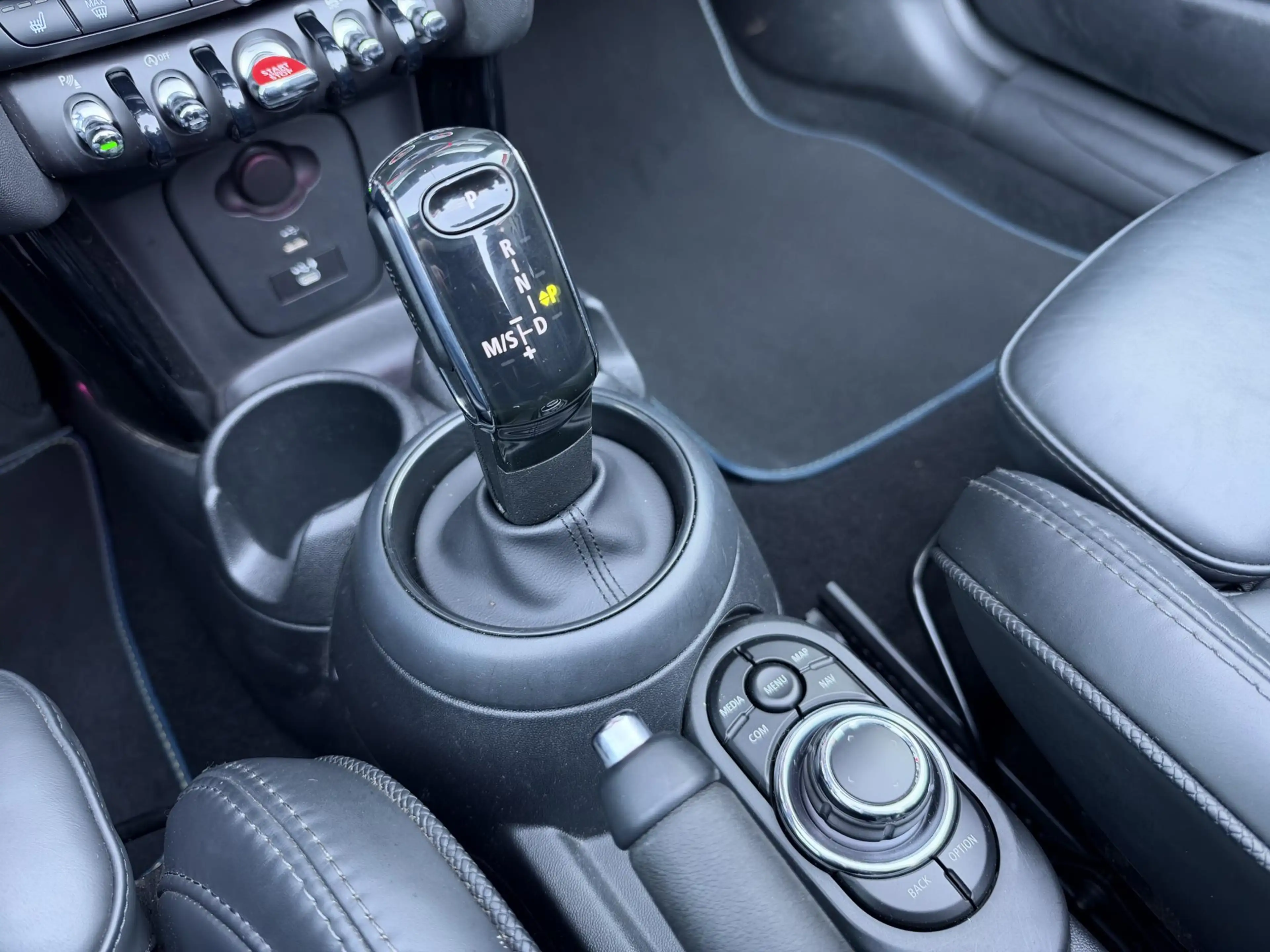 MINI Cooper Cabrio 1.5 Sidewalk Edition / 100% Onderhoud — photo 42