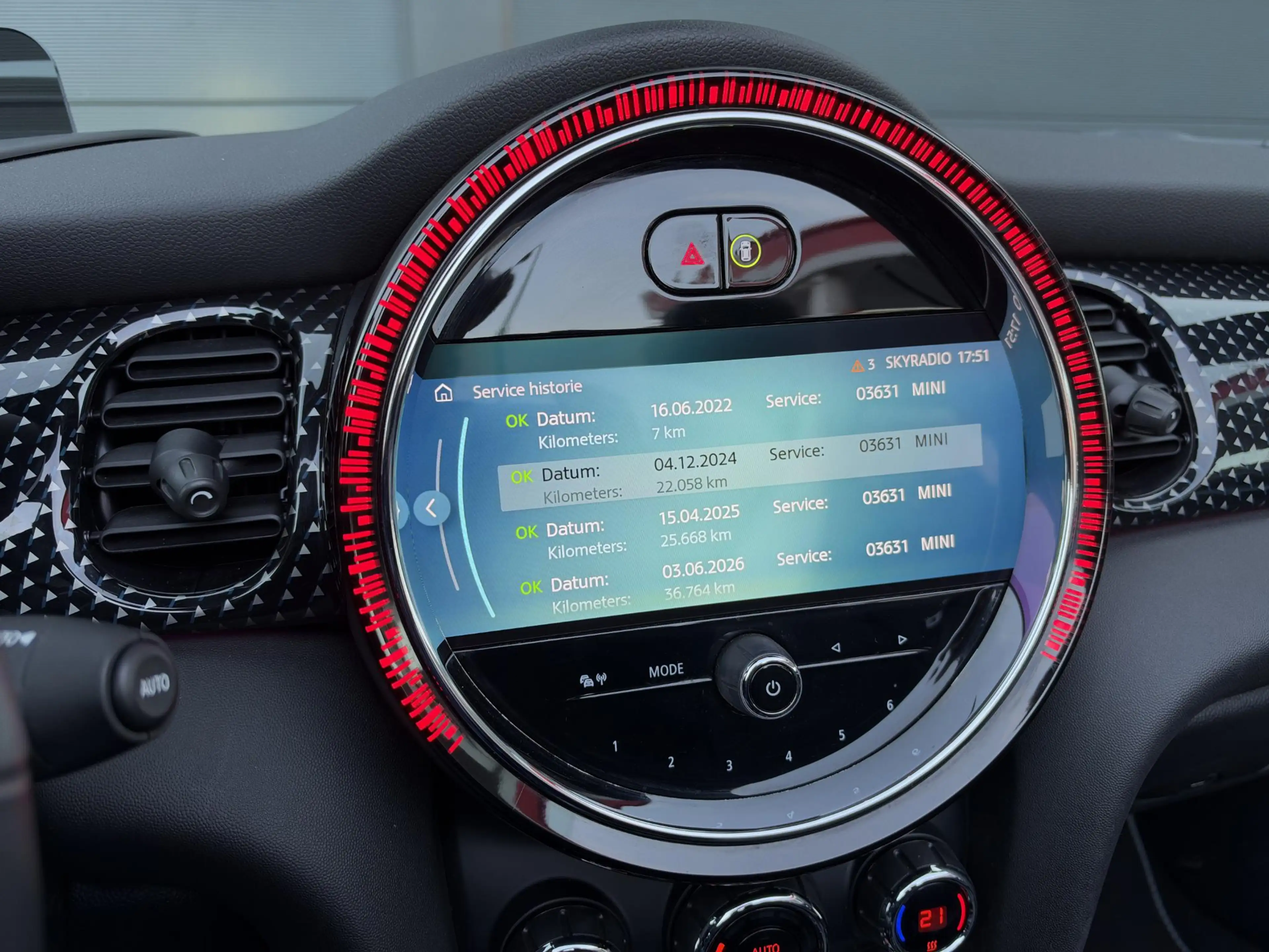 MINI Cooper Cabrio 1.5 Sidewalk Edition / 100% Onderhoud — photo 6