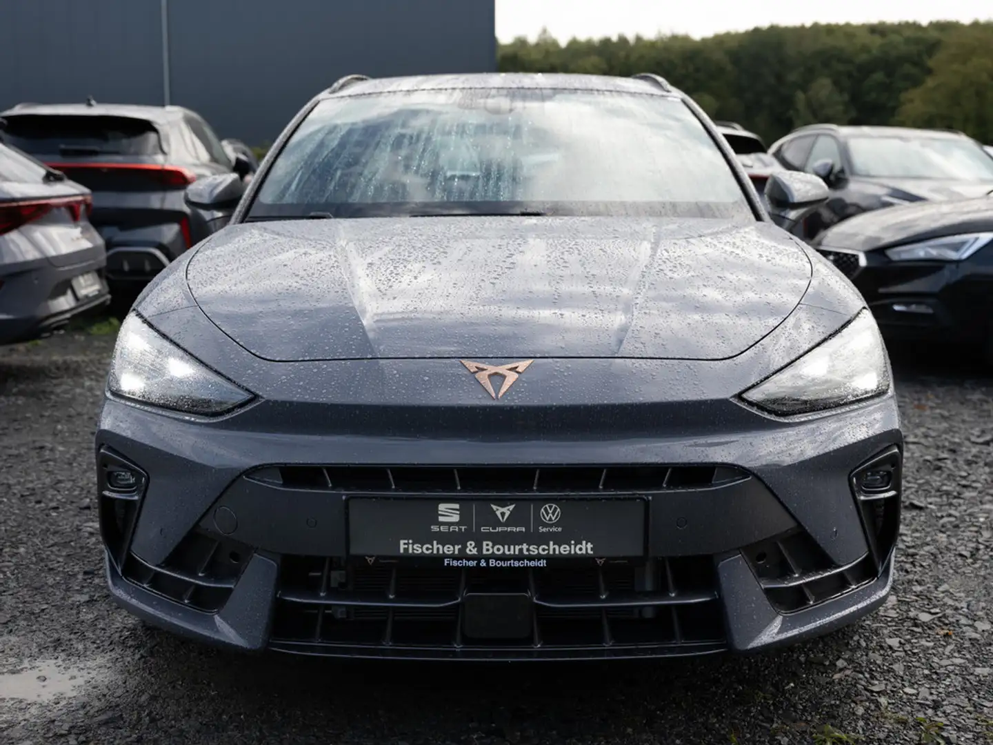 CUPRA Leon Sp TSI 1.5 eTSI DSG NAVI PANO KAM LED FA Grau - 2