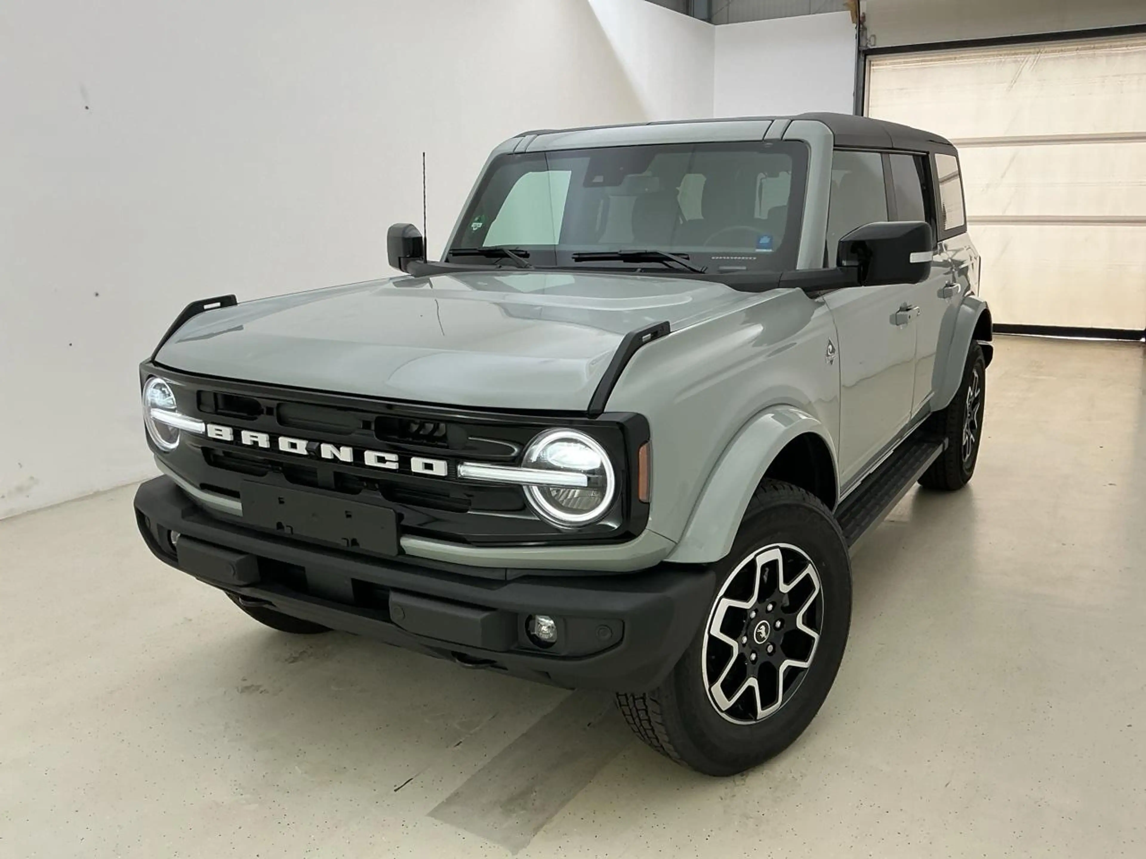 Ford Bronco 2.7 V6 4x4 Aut Outer Banks ACC+360°Kam — photo 2