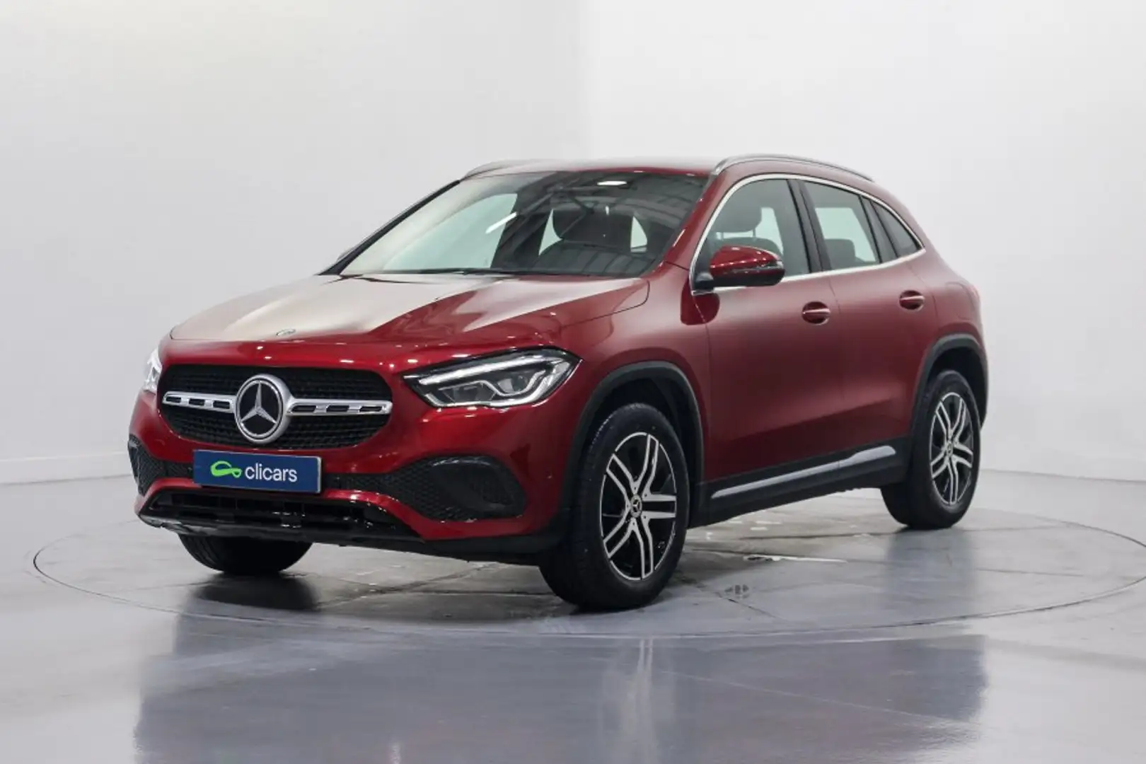 Mercedes-Benz GLA 180 7G-DCT Rojo - 1