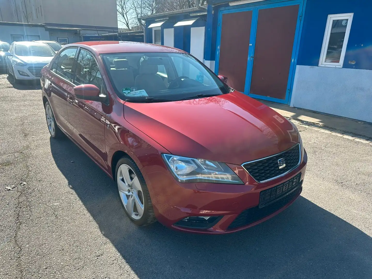 SEAT Toledo 1.2 TSI Style 4You*6Gang*Klima*PDC*Top* Rojo - 2