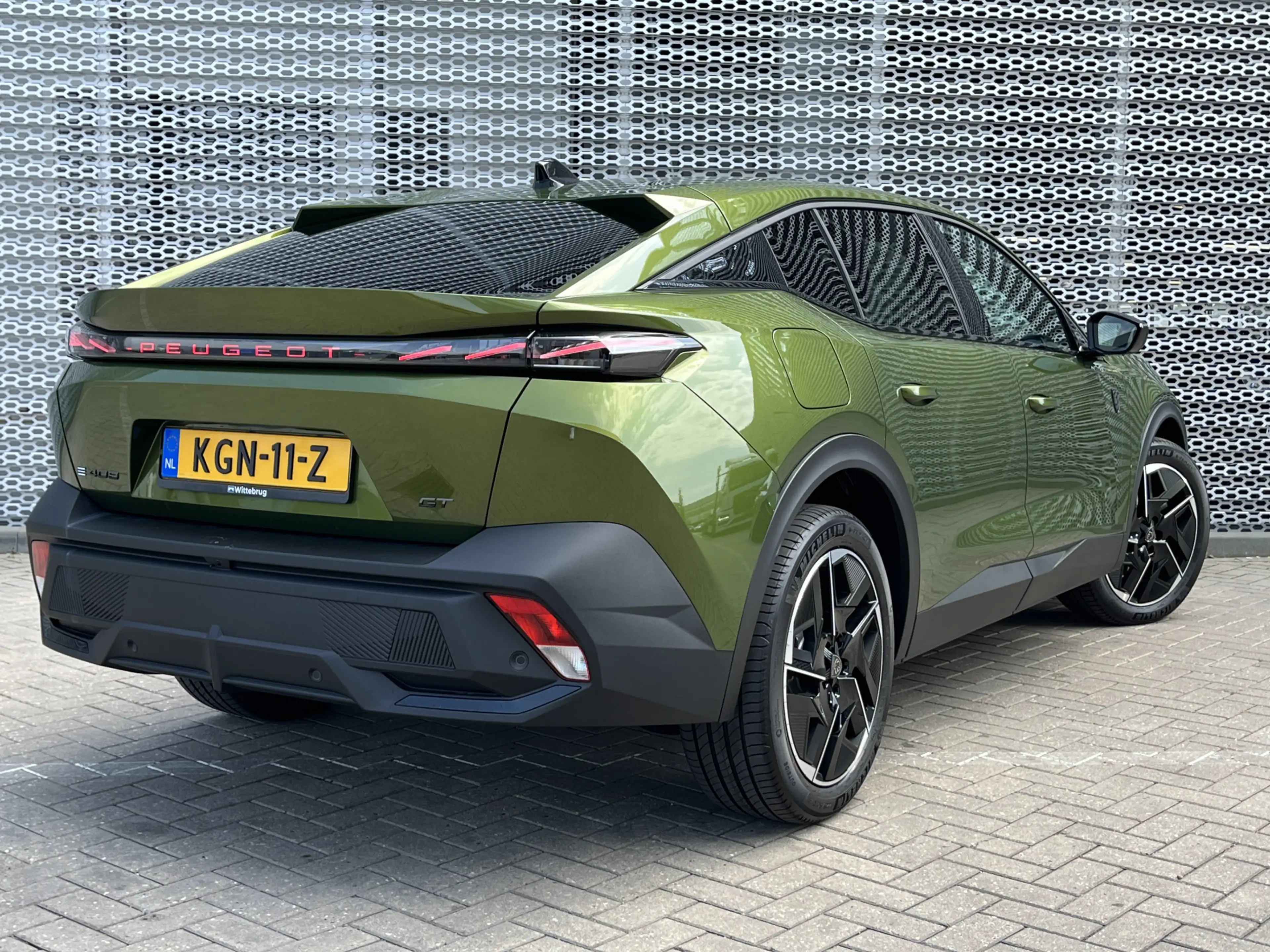 Peugeot 408 e-408 GT Exclusive 58 kWh | Leder | Focal Audio | — photo 5