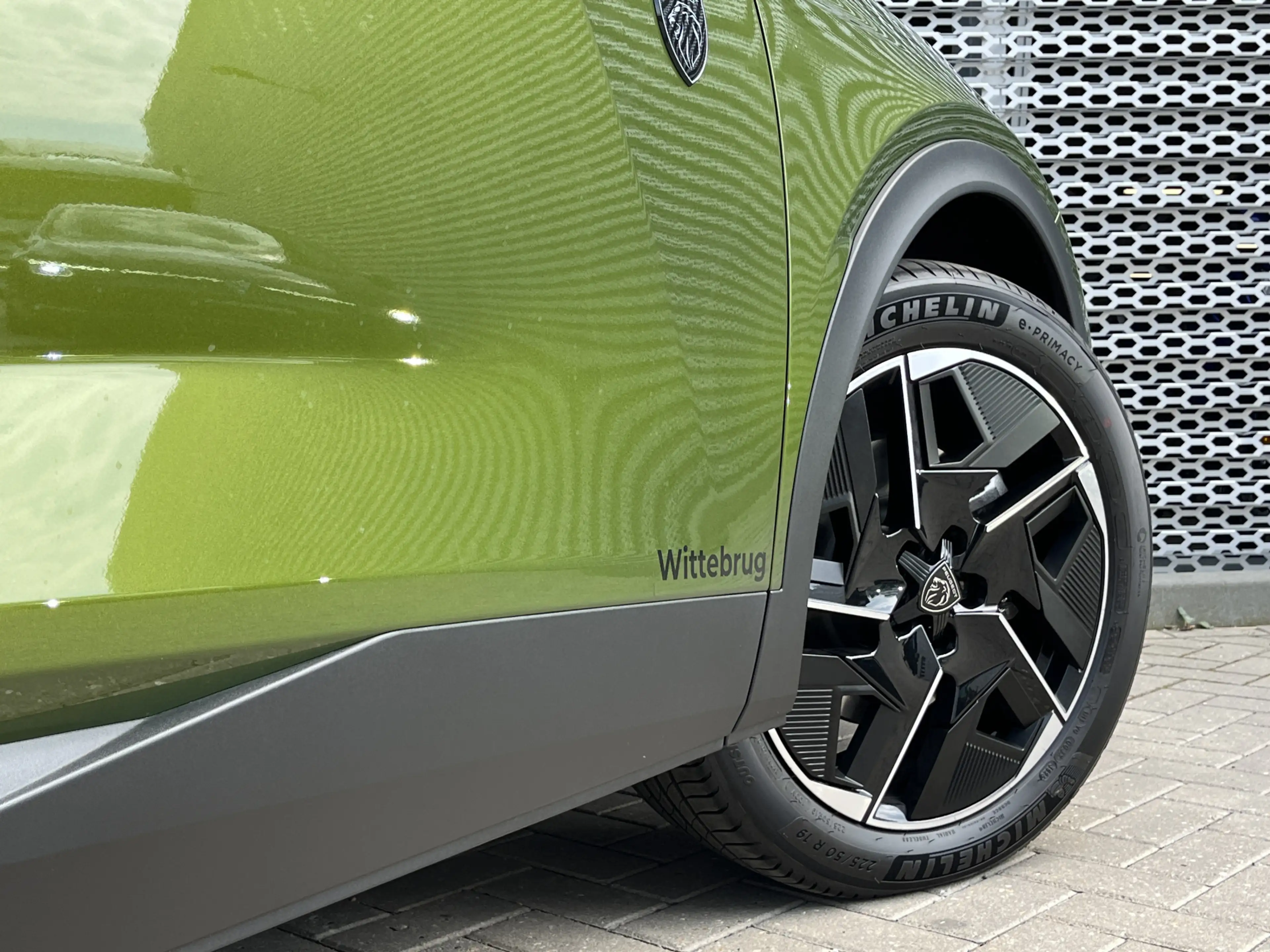 Peugeot 408 e-408 GT Exclusive 58 kWh | Leder | Focal Audio | — photo 6