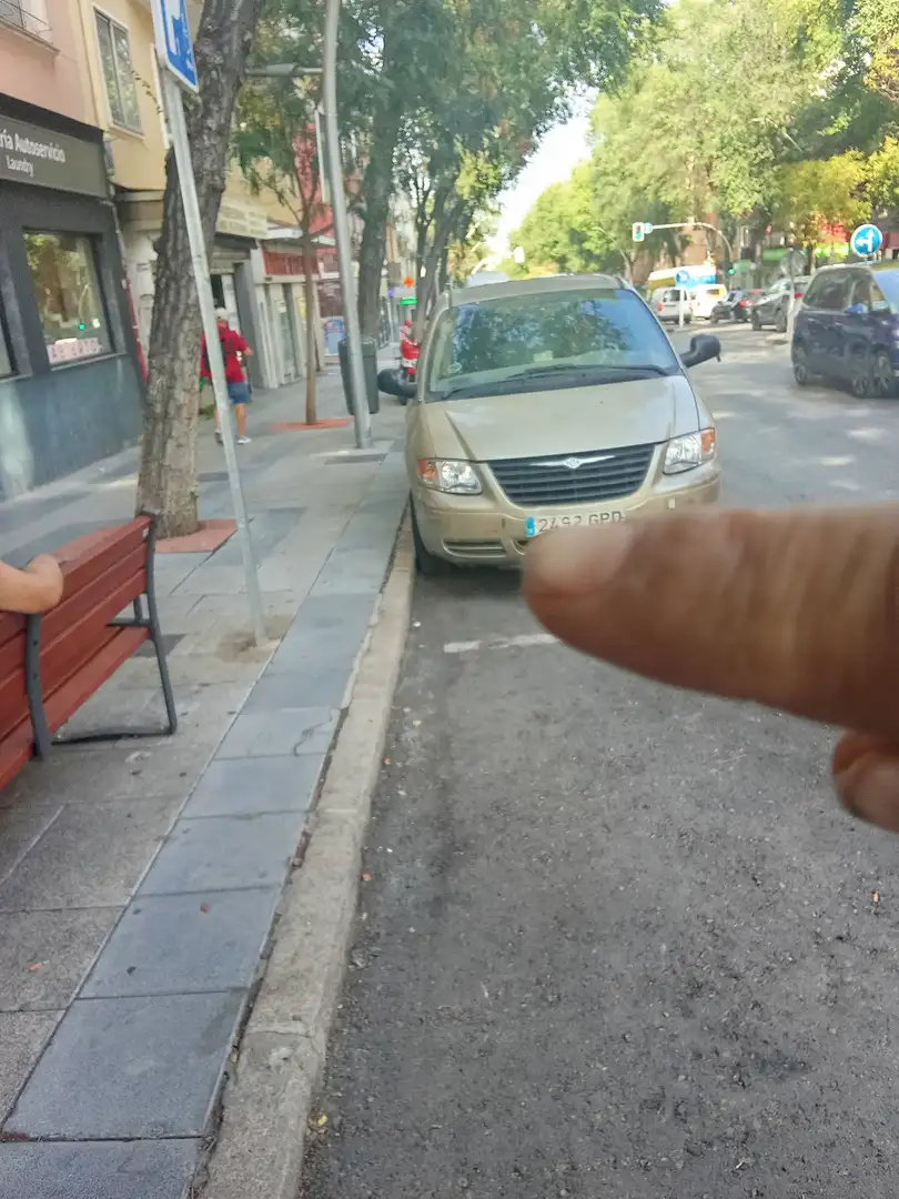 Chrysler Grand Voyager Grand Voyager 3.3 Limited AWD Aut. Limited Oro - 1