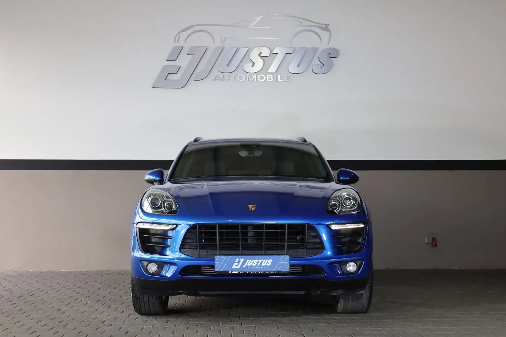 Porsche Macan 2.0 AWD/4xSHZ/SBL/AHK/PANO/BOSÉ/TOTW/R19 Blau - 2