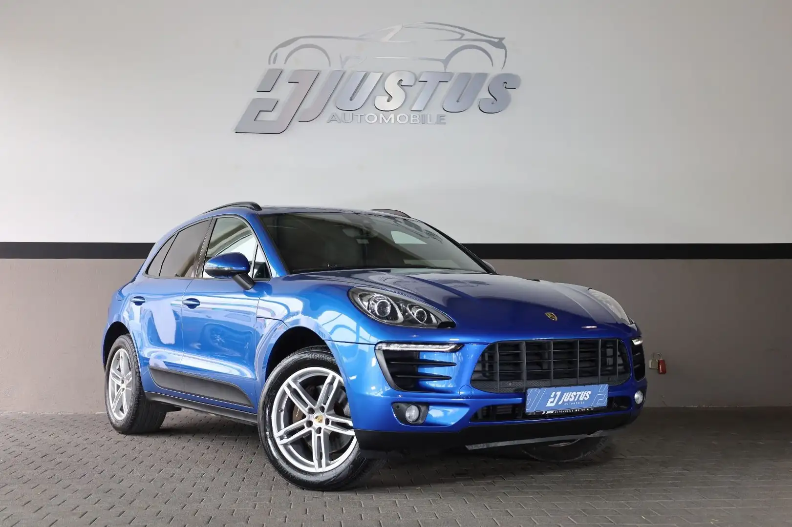 Porsche Macan 2.0 AWD/4xSHZ/SBL/AHK/PANO/BOSÉ/TOTW/R19 Blau - 1