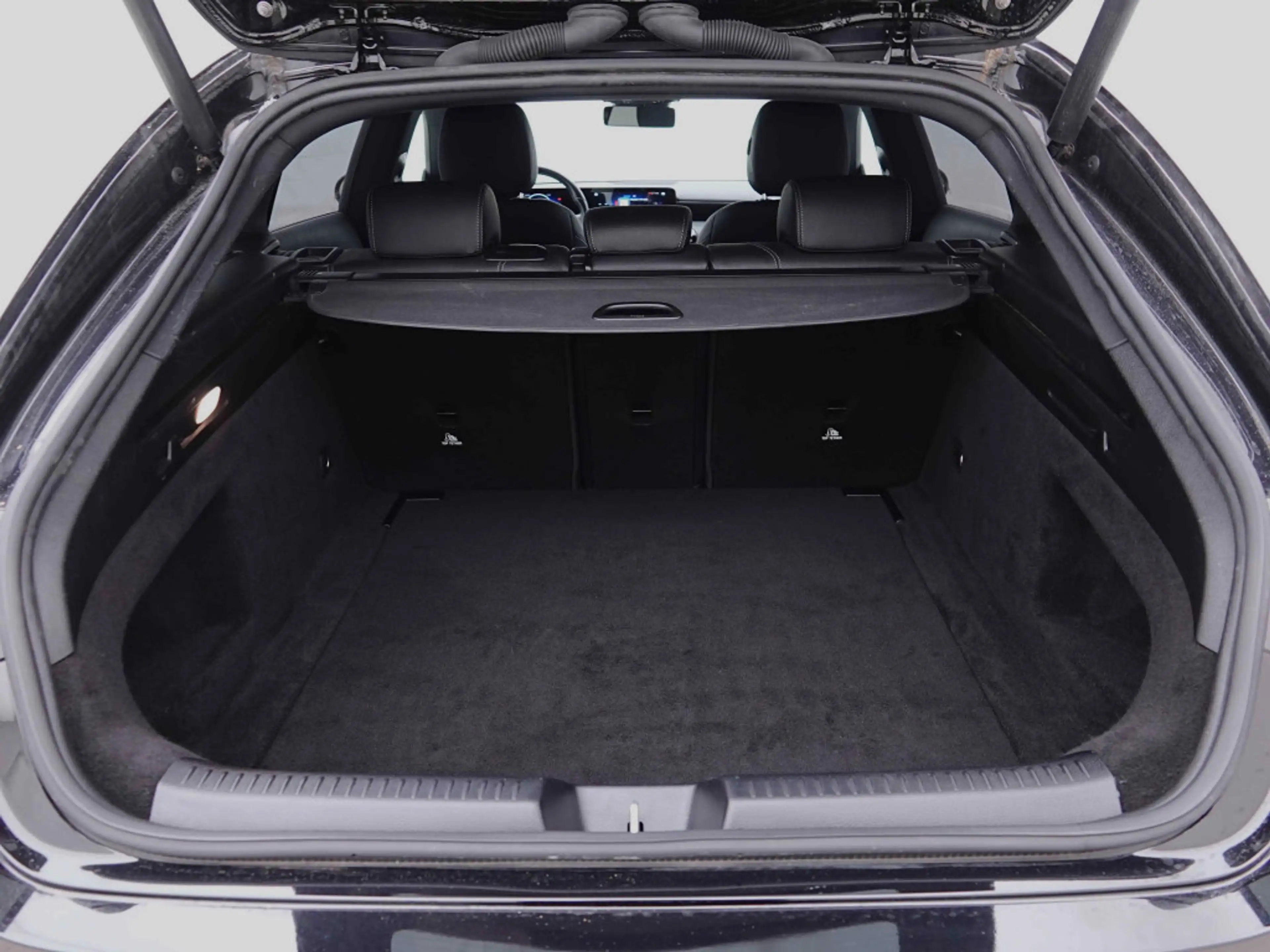 Mercedes-Benz CLA 180 CLA 180i AUT Business Solution Shooting Brake | GPS | CAM | LED — photo 6