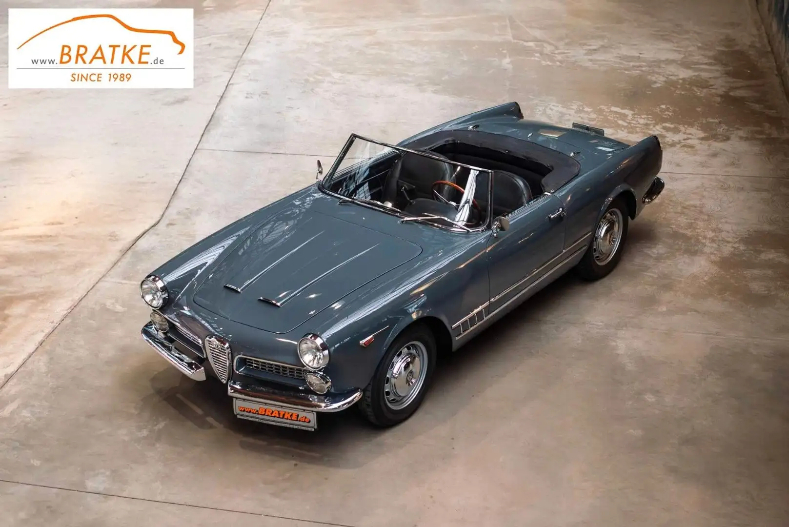 Alfa Romeo Spider Touring Spider matching numbers deutsche H-Zul. Grau - 1