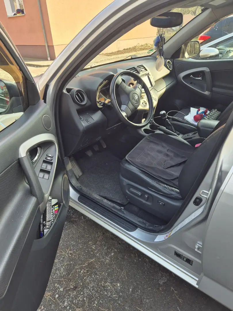 Toyota RAV 4 2.2 D-CAT 4x4 Executive - 2