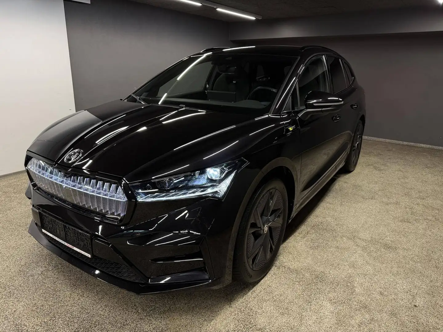 Skoda Enyaq RS Lounge Schwarz - 1