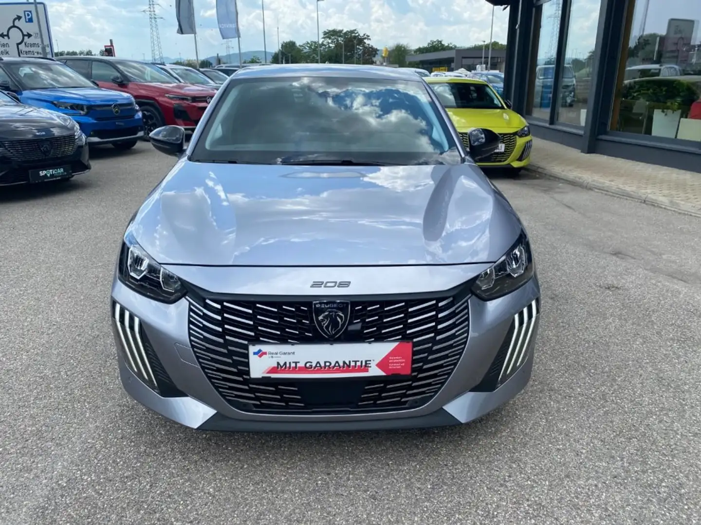Peugeot 208 ALLURE Hybrid 110 e-DCS6 Grau - 2