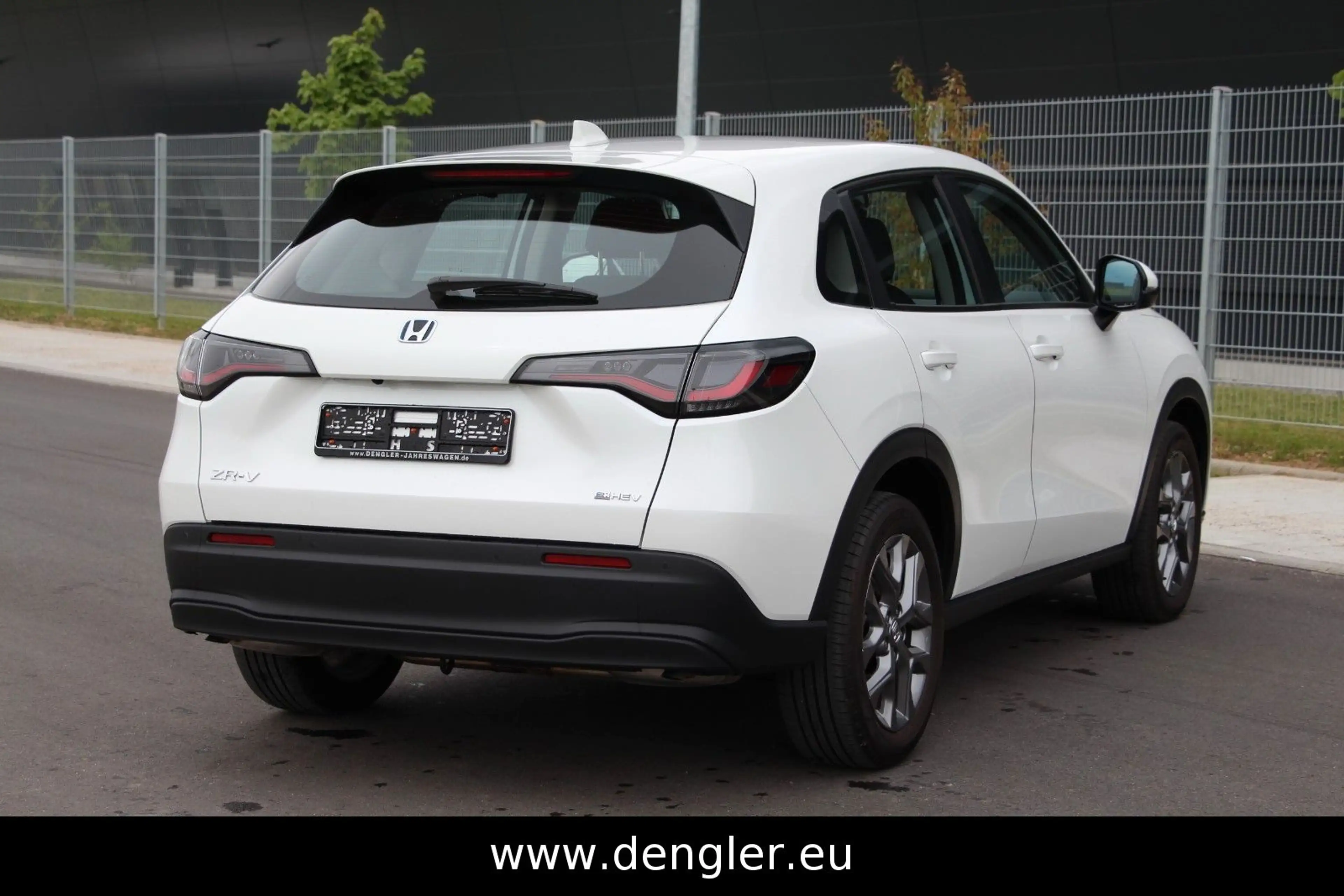 Honda ZR-V e:HEV Elegance — photo 14