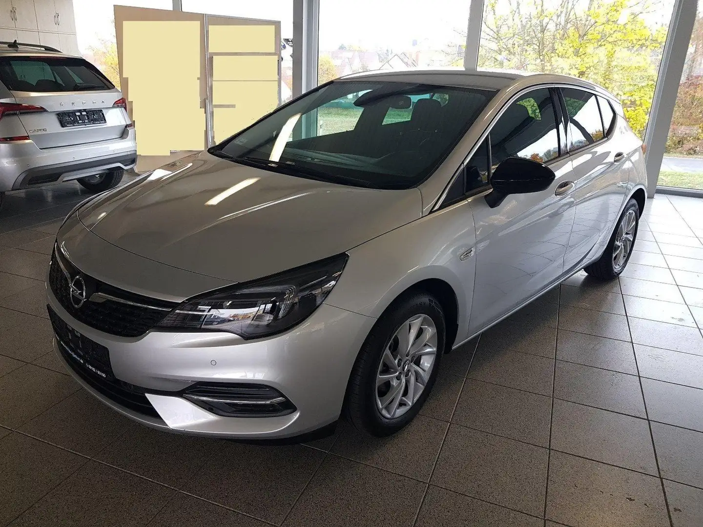 Opel Astra 5tg. Eleg. Turbo Navi LED PDC 6Gg 8fach bereift Silber - 1