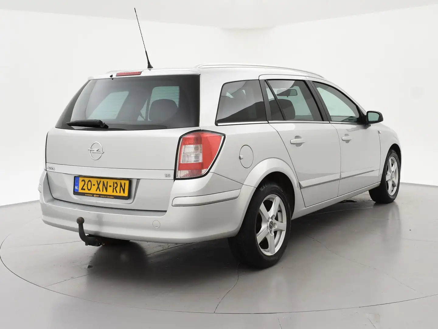 Opel Astra Wagon 1.6 TEMPTATION + AIRCO | TREKHAAK Grau - 2
