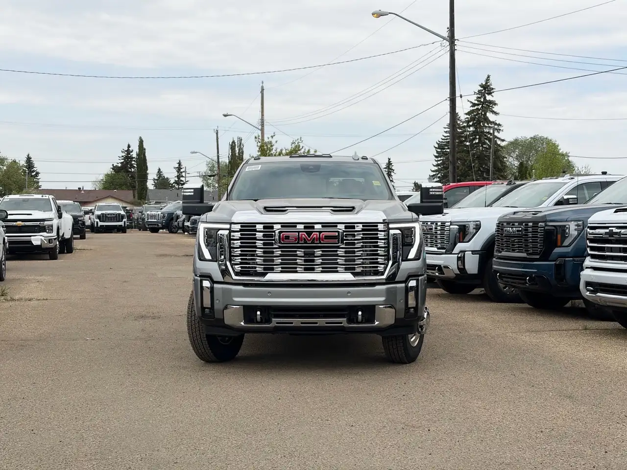 GMC Sierra 3500HD снимка GMC Sierra 3500HD