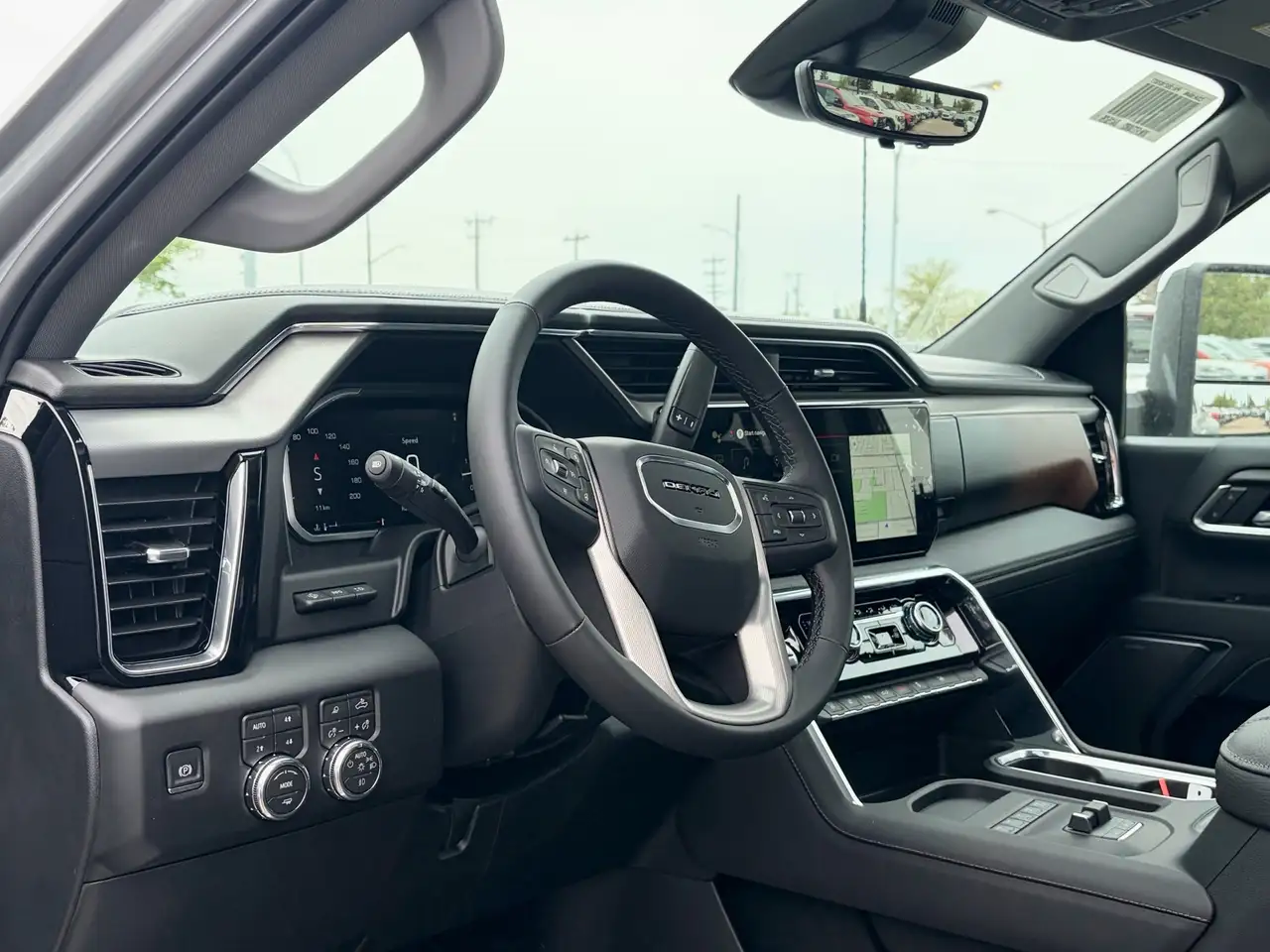 GMC Sierra 3500HD снимка GMC Sierra 3500HD