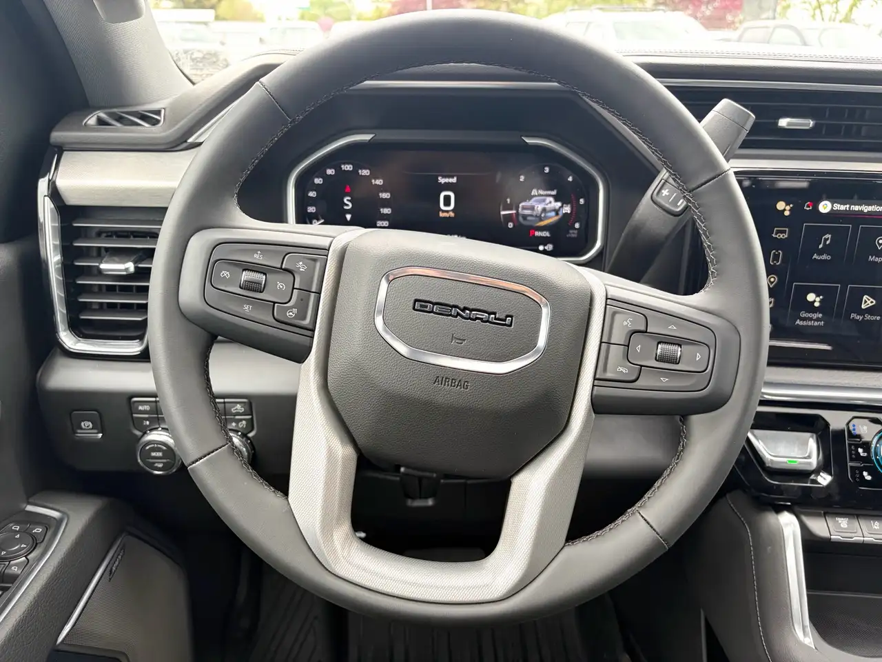 GMC Sierra 3500HD снимка GMC Sierra 3500HD