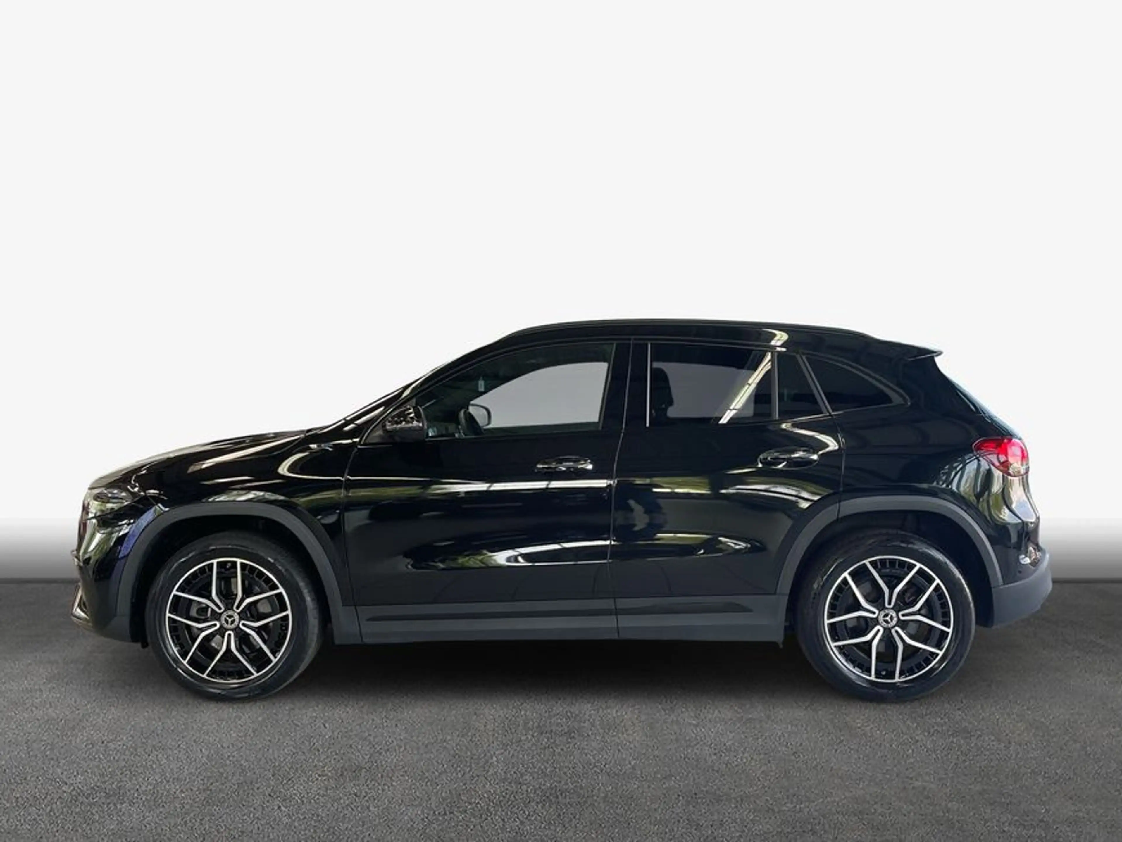Mercedes-Benz EQA 300 EQA — photo 4