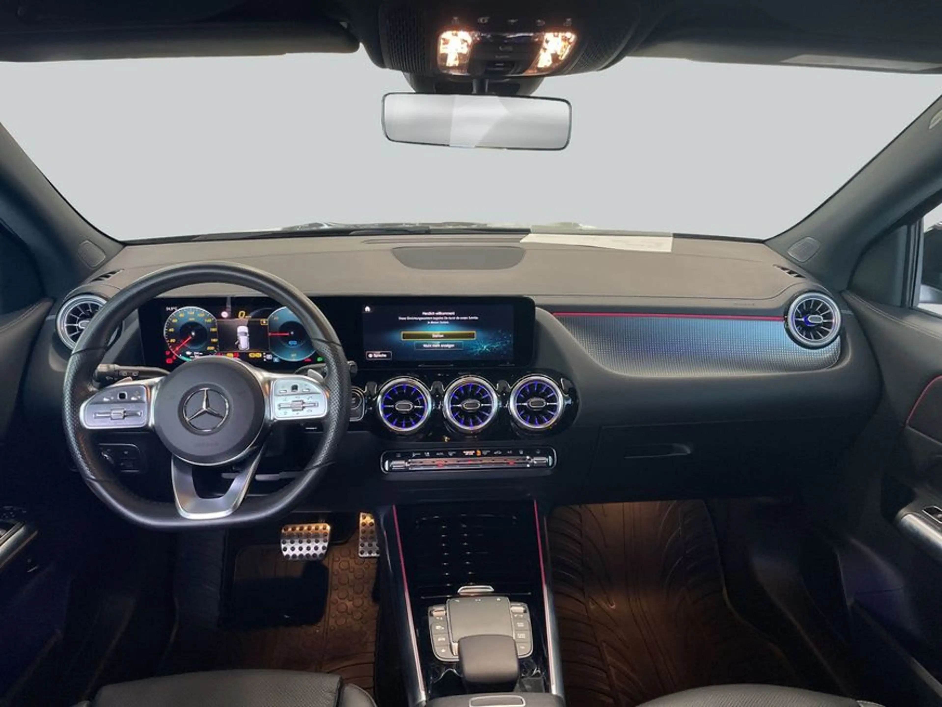 Mercedes-Benz EQA 300 EQA — photo 13
