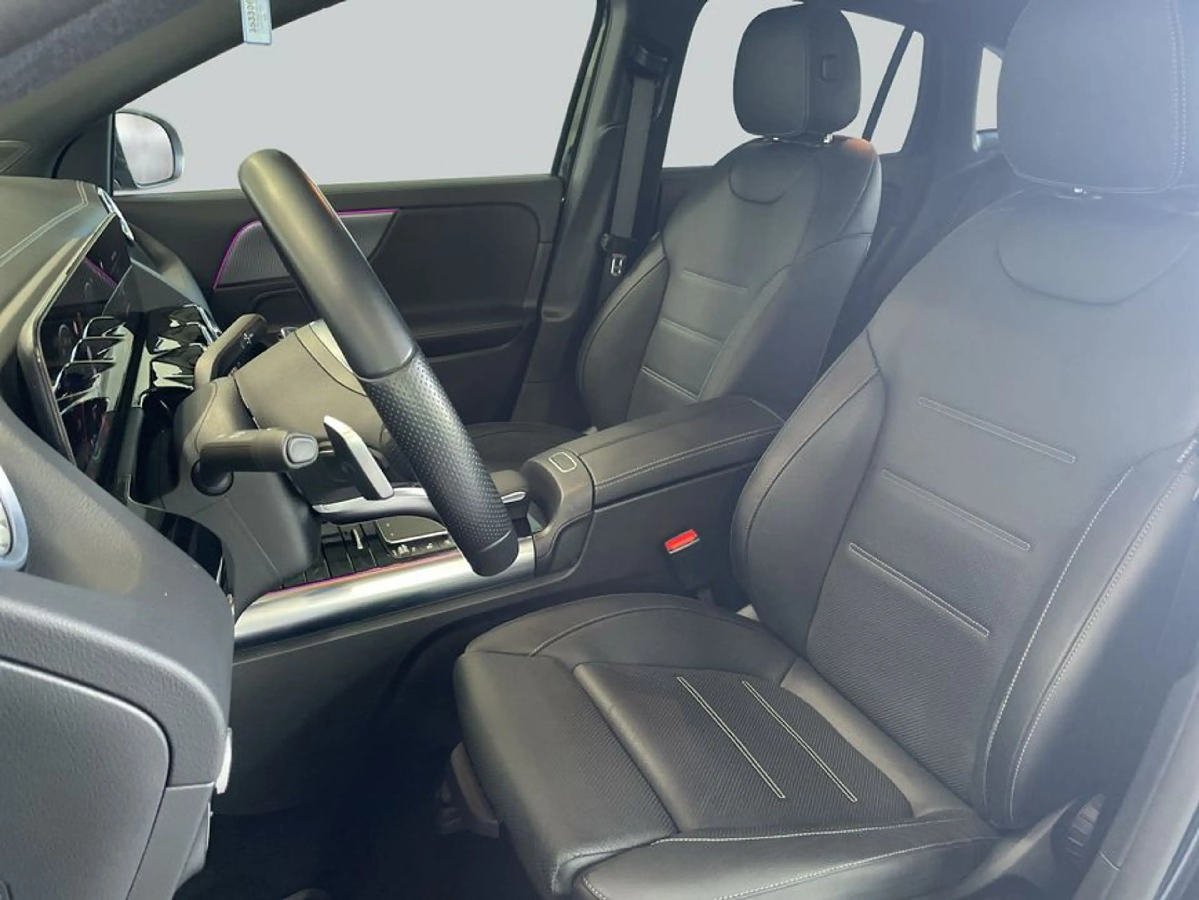 Mercedes-Benz EQA 300 EQA — photo 10
