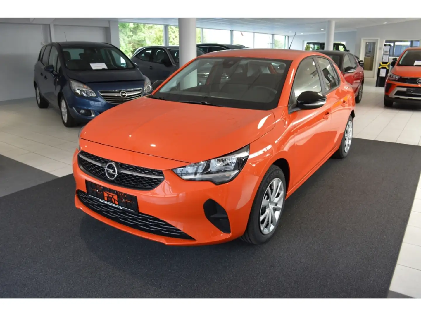 Opel Corsa-e Edition Elektro AT + PDC + SHZ + BT + DAB Orange - 2